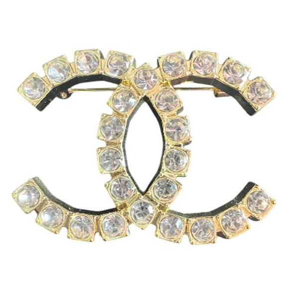 Jewelry - Chanel Gold Interlocking Brilliant Crystal Brooch Winter Act II 2021 (CCXX020)